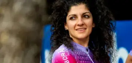 Sanremo Women, tremenda caduta nella discesa della Cipressa: Debora Silvestri ricoverata in ospedale