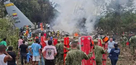 Precipita un aereo militare in Colombia: 66 morti. Sconosciute le cause dello schianto