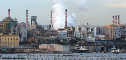 Il sindaco di Taranto ferma la centrale termoelettrica dell&rsquo;Ilva. &ldquo;Cos&igrave; a rischio la produzione&rdquo;
