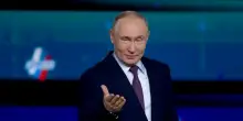 Putin cancella debiti fino a 140mila dollari per chi si arruola. La Duma intanto punisce chi lascia la Russia