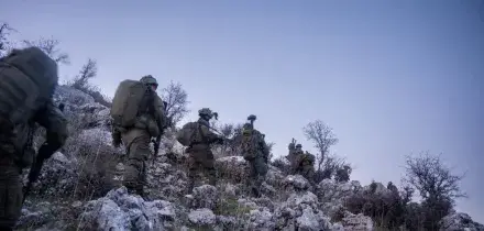 Libano, Israele annuncia l&rsquo;occupazione del sud: &ldquo;Distruggeremo i villaggi al confine e controlleremo il territorio fino al fiume Litani&rdquo;