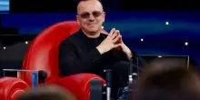 Gigi D&rsquo;Alessio: &ldquo;Ad Amici 25 abbiamo camerini separati e non ci vediamo prima. Secondo me, la cosa di non farci incontrare &egrave; voluta: cos&igrave; succede tutto in onda e i confronti sono spontanei&rdquo;