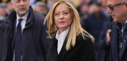 Meloni va a Gedda, blitz a sorpresa nei Paesi del Golfo: missione di due giorni per la sicurezza energetica