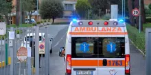 Vieste, precipita dal terrazzo durante un ricevimento per salvare il figlio: 40enne in pericolo di vita