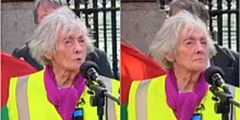 A 91 anni attraversa l&rsquo;Irlanda a piedi: la protesta dell&rsquo;attivista Lelia Doolan contro i voli militari Usa