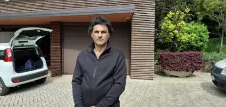 Rapina all&rsquo;ex senatore leghista Filippi. Il racconto: &ldquo;Mi hanno puntato una pistola in faccia. Hanno colpito anche mia moglie&rdquo;