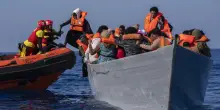 &ldquo;La criminalizzazione della solidariet&agrave;&rdquo;, l&rsquo;Ue e i procedimenti giudiziari contro chi soccorre e aiuta i migranti: il report