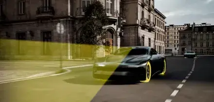 Pirelli rafforza il Cyber Tyre con l&rsquo;IA di Univrses per sicurezza e infrastrutture