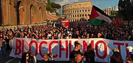 A Roma circa 4mila in piazza per la Flotilla: &ldquo;Israele stato terrorista, blocchiamo tutto&rdquo;