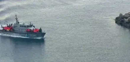 Flotilla: 173 attivisti sbarcati a Creta, due leader della missione trattenuti e portati in Israele dalla Marina. L&rsquo;appello: &ldquo;Rilasciate Thiago e Saif, tutti i governi facciano pressione&rdquo; | La diretta