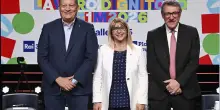 Primo maggio, Landini: &ldquo;Basta propaganda. Il decreto non d&agrave; un euro&rdquo;. Meloni: &ldquo;Con noi 1,2 milioni di occupati in pi&ugrave;&rdquo;. Ma nell&rsquo;ultimo anno sono scesi