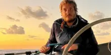 &ldquo;Dopo la Flotilla tutto &egrave; diverso: voglio provare a cambiare le cose&rdquo;. Storia di Carlo: dal lavoro di skipper alla missione per Gaza. &ldquo;E ora con una ong vado a salvare i naufraghi nel Mediterraneo&rdquo;