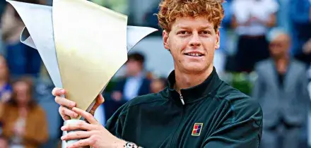 Il dominio mai visto di Sinner: ora pu&ograve; &ldquo;completare il tennis&rdquo; prima dei 25 anni