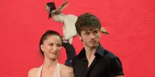 &ldquo;Impazzisco! Io lancio petali di rosa, io lancio i petali&rdquo;: Andrea Delogu al settimo cielo per la proposta di matrimonio dell&rsquo;amico Nikita Perotti e Anastasia Kuzmina