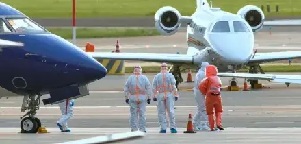 &ldquo;Fai come quando c&rsquo;&egrave; stato il Covid&rdquo;, l&rsquo;italiano sul volo della donna morta per hantavirus racconta il suo isolamento