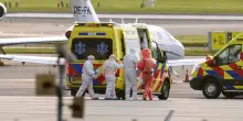 Hantavirus, un caso sospetto in Spagna: &ldquo;Era sull&rsquo;aereo che voleva prendere la passeggera della crociera poi morta&rdquo;