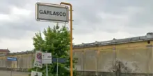 Quando il delitto diventa fenomeno: le attivit&agrave; di Garlasco si fanno pubblicit&agrave; sui social, ma nei commenti solo dark humor sull&rsquo;omicidio di Chiara Poggi