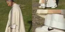 Se il diavolo veste Prada, il Papa veste Nike: le sneaker di Leone XIV nel documentario diventano virali e fanno impazzire il web