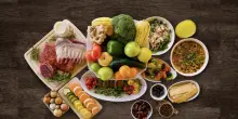Mangiare a chilometro zero non ti porta alla tomba: &ldquo;Breaking big food&rdquo; spiega perch&eacute; sarebbe meglio evitare il cibo industriale ultra processato