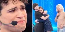 Amici 25, colpo di scena alla Semifinale: Lorenzo e Angie in balia del Televoto. Nicola si commuove per la madre scomparsa e le dedica un ballo. Ecco cos&rsquo;&egrave; successo