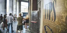 La storia di un giovane lavoratore nell&rsquo;incubo del labirinto Inps: sorge il dubbio che ci sia un disegno