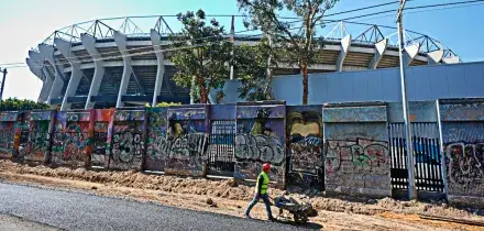 Lo stadio dove iniziano i Mondiali sprofonda di un centimetro e mezzo al mese: &egrave; allarme in Messico. Interviene persino la Nasa