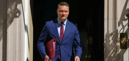 Uk, nuove dimissioni nel governo Starmer: il ministro della Salute Streeting lascia e prepara la corsa al vertice dei Labour. I possibili candidati