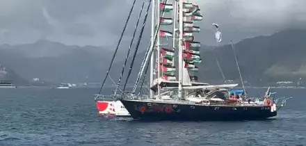 La Flotilla riparte verso Gaza: decine di barche con bandiere palestinesi pronte a salpare dalla Turchia &ndash; Video