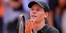 Roma si gode un Sinner spaziale: battuto anche Rublev, &egrave; in semifinale agli Internazionali. Superato il record di Djokovic
