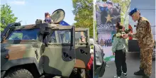 Bambini delle scuole sui mezzi blindati, i genitori criticano la gita all&rsquo;Open day delle Forze armate a Monza: &ldquo;Inaccettabile&rdquo;