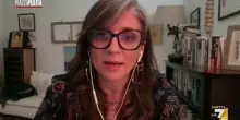 Francesca Albanese a La7: &ldquo;Il giudice Usa ha bloccato le sanzioni, ma serve un atto politico. L&rsquo;Europa ha paura di Trump&rdquo;