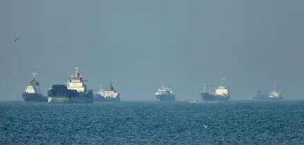 Tv di Stato iraniana: &ldquo;Alcuni Paesi europei negoziano con Teheran il passaggio delle navi dallo Stretto di Hormuz&rdquo;