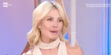 &ldquo;Mi sono sposata a 56 anni cos&igrave; non devo stare insieme a mio marito tutta la vita. Non abbiamo neanche pi&ugrave; la voglia di fare casino e di tradirsi&rdquo;: cos&igrave; Nathaly Caldonazzo