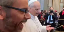 Papa Leone imita il tormentone &ldquo;six-seven&rdquo; e il video &egrave; virale