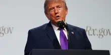 Trump: &ldquo;Accordo possibile con l&rsquo;Iran, sarei felice di evitare le bombe&rdquo;. Ma Teheran avvisa gli Usa: &ldquo;Basta errori strategici&rdquo;