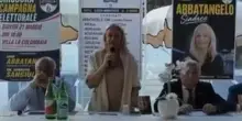 Portici, la candidata Fdi e la campagna da fare &ldquo;sottobanco&rdquo;. Al Fatto.it precisa: &ldquo;Solo una battuta, tutti contattano amici nelle ultime ore&rdquo;