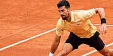 Roland Garros al via: quattro italiani in campo domenica. Tocca subito a Djokovic | Il programma: orari e diretta streaming