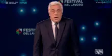 Crozza-Tajani e le violenze di Israele: &ldquo;Nel video il cattivo era solo Ben Gvir, non ho visto il governo. Nascere colono non &egrave; una colpa, anche io andavo in colonia&hellip;&rdquo;