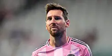 Mondiali, allarme infortunio per Leo Messi: l&rsquo;argentino chiede il cambio e va negli spogliatoi. &ldquo;Era distrutto&rdquo;