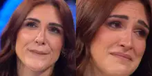 &ldquo;Il 10 &egrave; il segno che mamma &egrave; ancora con me e non lo cambio&rdquo;: ad &ldquo;Affari Tuoi&rdquo; la storia commovente dietro il pacco di Chiara