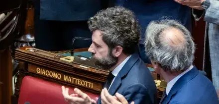 Uno scranno alla Camera dedicato a Matteotti. Durante la cerimonia di commemorazione semivuoti i banchi di FdI