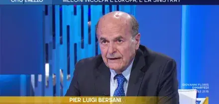 Bersani a La7: &ldquo;I salari sono troppo bassi, ma Meloni non vuole fare una legge sui contratti per non colpire i suoi amici&rdquo;