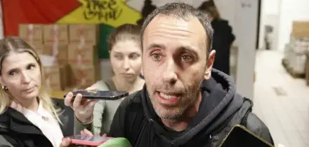 Zerocalcare replica alle polemiche sulla serie: &ldquo;Lavoratori sottopagati? Mi spiace non mi abbiano visto come un alleato&rdquo;