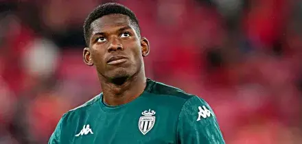 Mondiali, Embolo bloccato al gate: &ldquo;Non ha l&rsquo;autorizzazione, servono altre verifiche&rdquo;. la Svizzera parte per gli Usa senza di lui