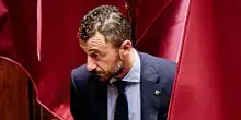 Emanuele Pozzolo (Futuro Nazionale) fuori strada con il suv a Biella: tasso alcolemico di molto al di sopra del limite