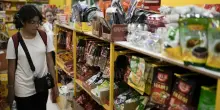 Pechino punta sul mercato interno, i cinesi devono spendere di pi&ugrave;: cos&igrave; l&rsquo;abolizione dell&rsquo;hukou voluto da Mao pu&ograve; risolvere le guerre commerciali