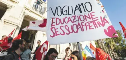 Ddl Valditara sull&rsquo;educazione affettiva? Fermare questi oscurantisti sta diventando emergenza nazionale
