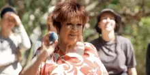 Orietta Berti, regina (ma non troppo) dei luna park malesi di &ldquo;Money Road&rdquo;: la prova non va benissimo. Ecco cos&rsquo;&egrave; successo &ndash; VIDEO