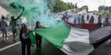 &ldquo;Un diritto trasformato in delitto&rdquo;: la Procura di Torino chiede di portare alla Consulta il nuovo reato di blocco stradale