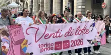 Torino festeggia i 20 anni di Pride: &ldquo;Oltre 160mila persone in corteo&rdquo;. Luxuria dal palco: &ldquo;Ora scioperi contro il ddl Valditara&rdquo;